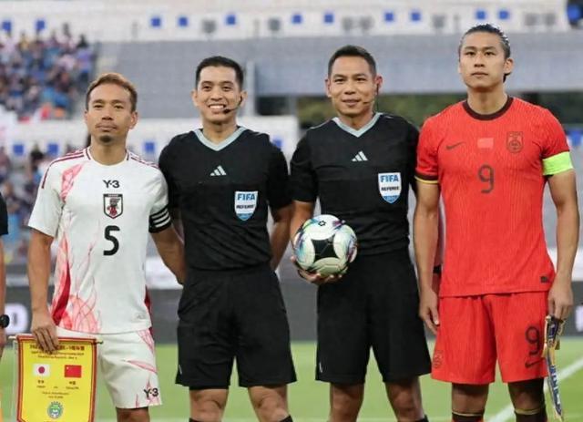 0-2！国足又输了：遭日本3连杀 2场0分0球 22年耻辱纪录诞生